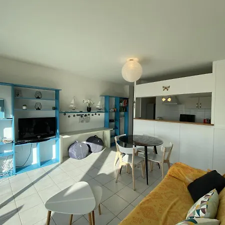 Fouras, 2 Pieces, 4 Personnes - Fr-1-709-12 Apartment *